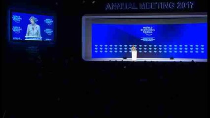 Reino Unido se presenta en Davos como el mayor defensor de los mercados y libre comercio