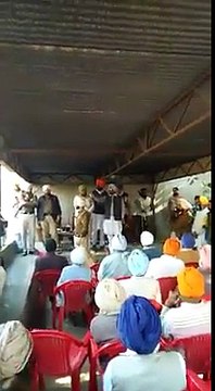 ।ਪਿਡ ਦੇ ਲੋਕਾਂ ਨੇ ਚੰਗੀ ਸੇਵਾ ਕੀਤੀ। ਪਿੰਡ ਦੀ ਸੱਥ ਚ ਭਾਸਣ ਦਿੰਦੇ ਹੋਏ ਦੀ