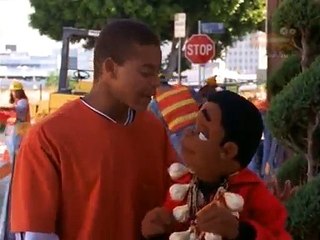 Cousin Skeeter S02e10 Unchained