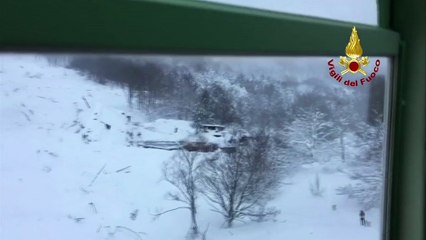 Avalanche en Italie: «aucun signe de vie» des 25 personnes portées disparues