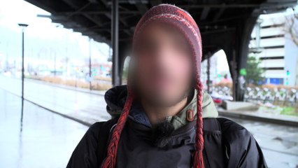 FRANCE : Dans la rue, dans le froid et sous la pluie