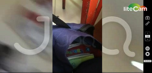 Video skandaloze/ Nxënësit tallin mësuesin: O byt**q** , kthe përgjigje