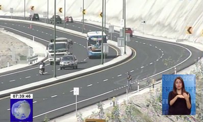 Presidente Correa inauguró ampliación en vía Calderón-Guayllabamba