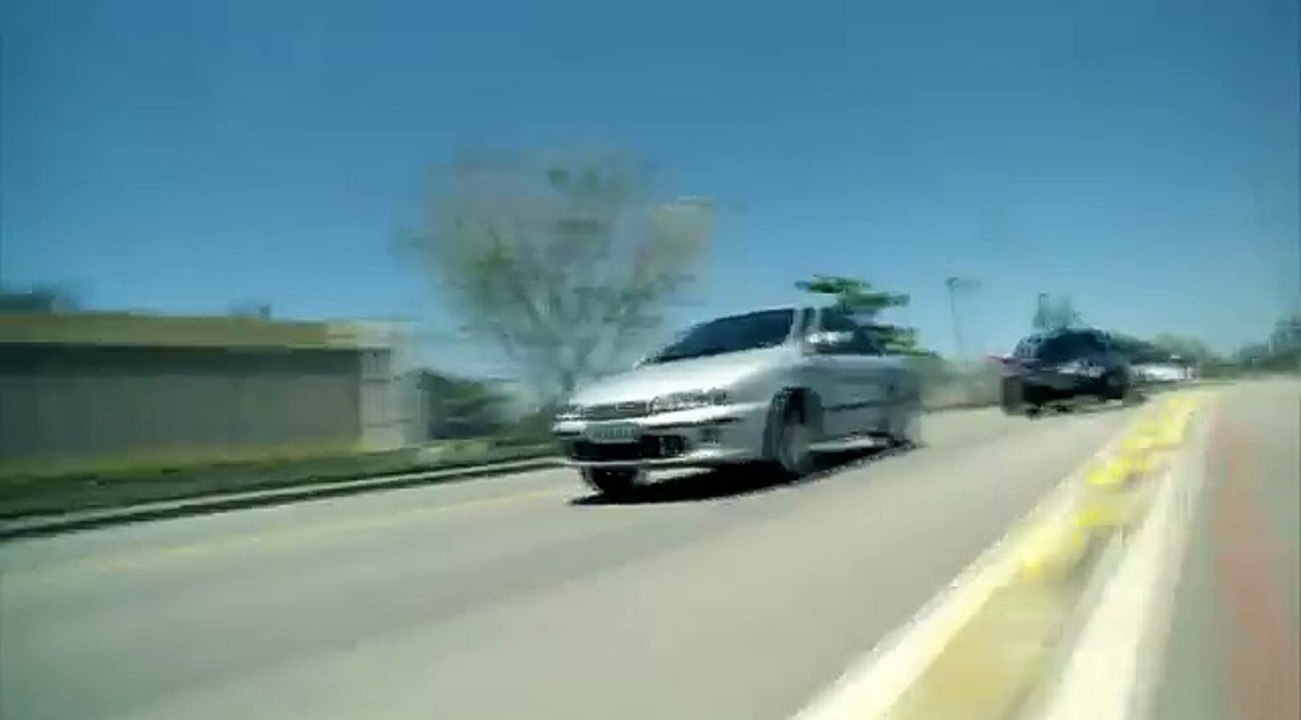 Rastros de Mentiras   Amarilys sufre accidente