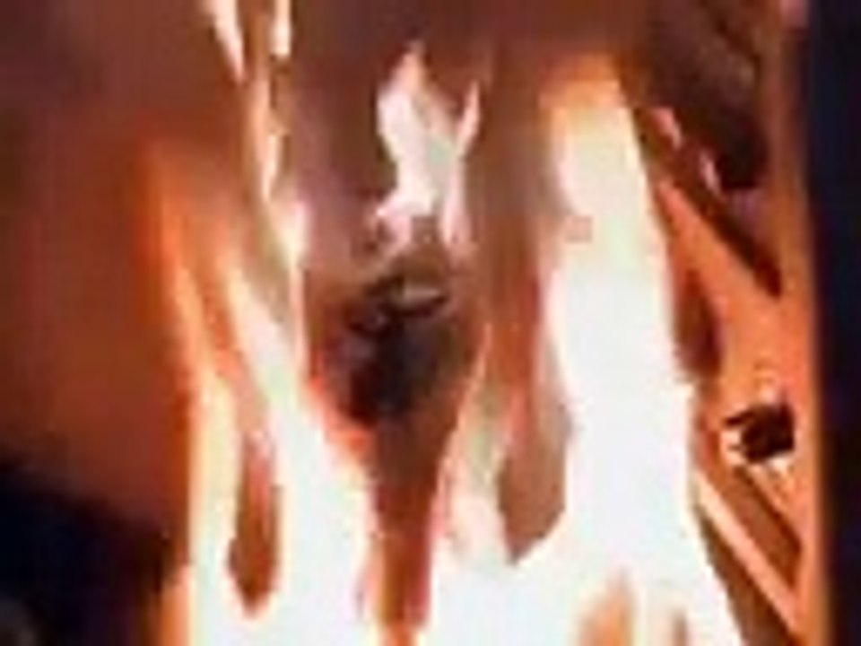 S1E3 Smallville Hothead Clark (Tom Welling) Saves Principal Kwan