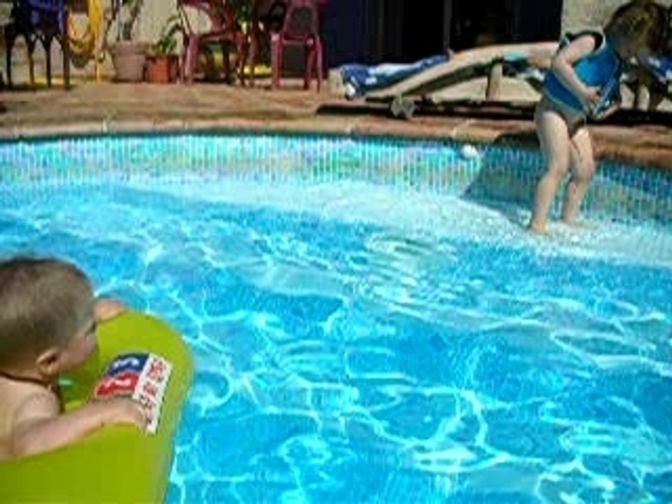1er jour à la piscine