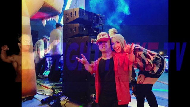 DJ MIGHTY AT LIFE IN COLOR 2016-CASH CASH-WINDSOR-ONTARIO-CANADA DWARF MIGHTY MIKE MIDGET DISC JOCKEY - LITTLE PEOPLE HIRE