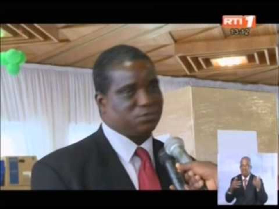 La BAD fait don de matériels informatiques à l’ Etat de Côte d’ Ivoire à hauteur de 700 millions