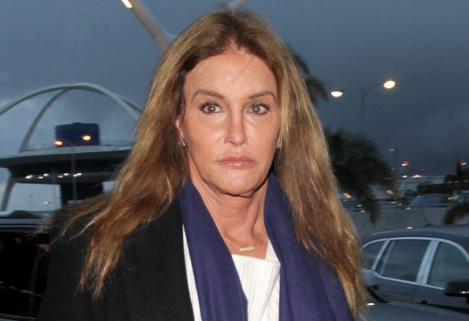 ⁣Caitlyn Jenner Unveils Plastic Surgery Fail