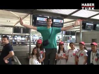 Dünyanın en uzun adamı Sultan ABD'ye gitti