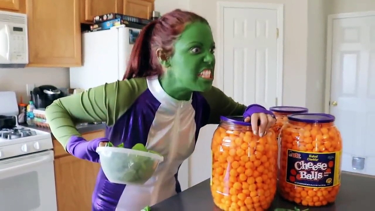 Bad Baby School Fail Victoria Annabelle Freak Daddy Hidden Egg Toy