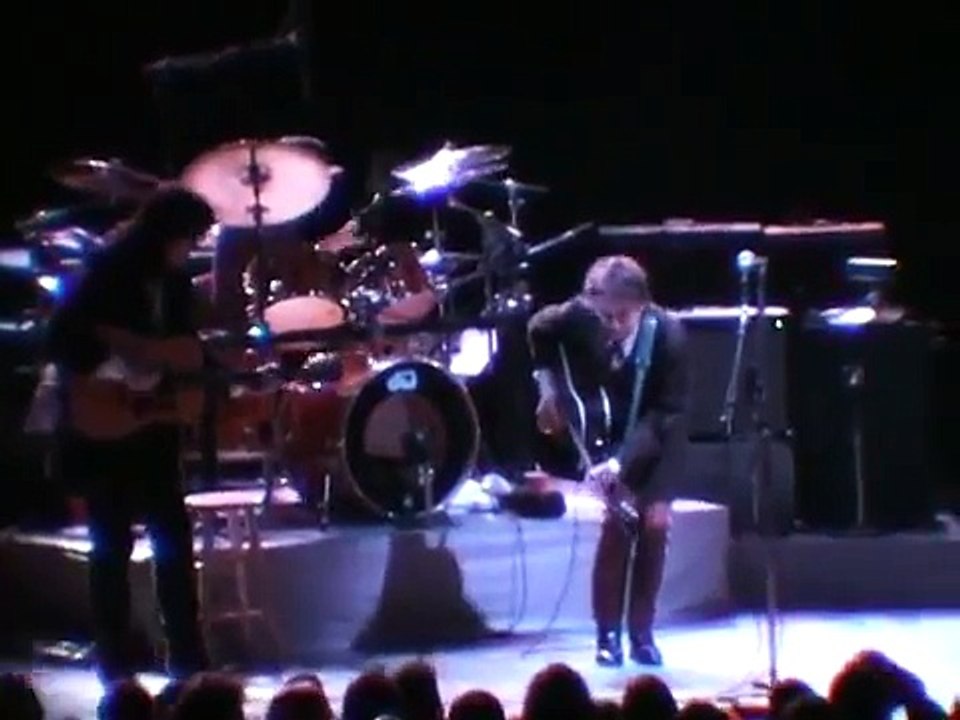 21 January 1998- Bob Dylan – Tangled Up In Blue Live at Madison Square Garden