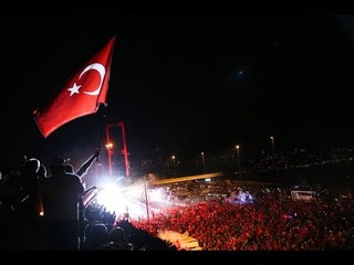 Boğaziçi köprüsü'nde demokrasi nöbeti