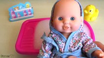 Baby Doll Bathtime Newborn How to Bath a Baby Surprise Toys Pretend Play
