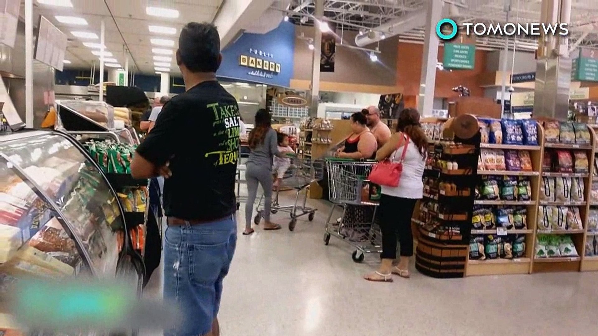 Homem filma família supostamente racista no Publix.