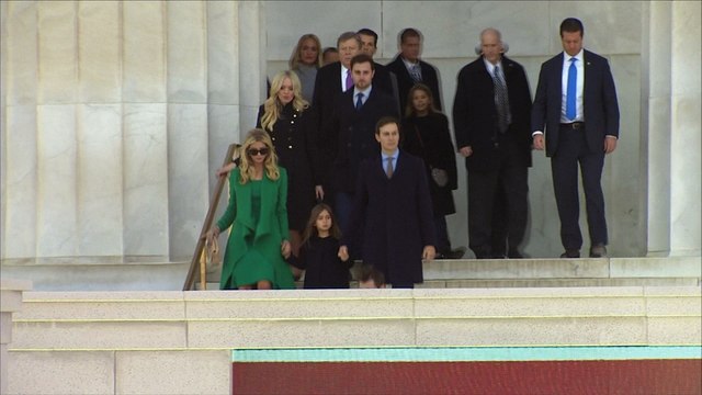 La famille Trump assiste à un concert au Lincoln Memorial