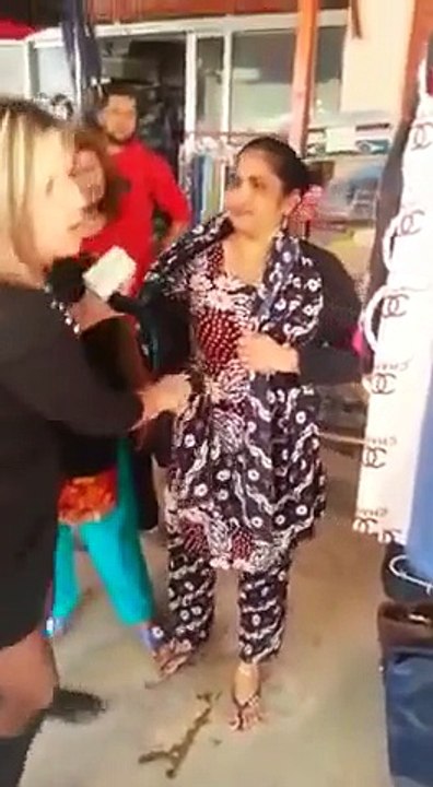 White Shop Owner Caught Indian Lady Thieves Red Handed