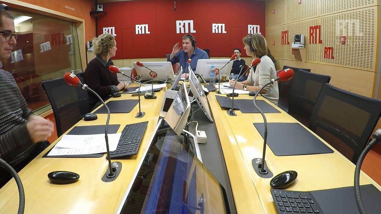 Auto : bientôt des voitures qui "flashent" les PV de stationnement