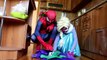 100 СЛОЕВ ИЗОЛЕНТЫ НА ЧЕЛОВЕКА-ПАУКА! Замороженные Эльза против Джокера Вт:/ Человек-паук, Супермен! Забавный Супергерой