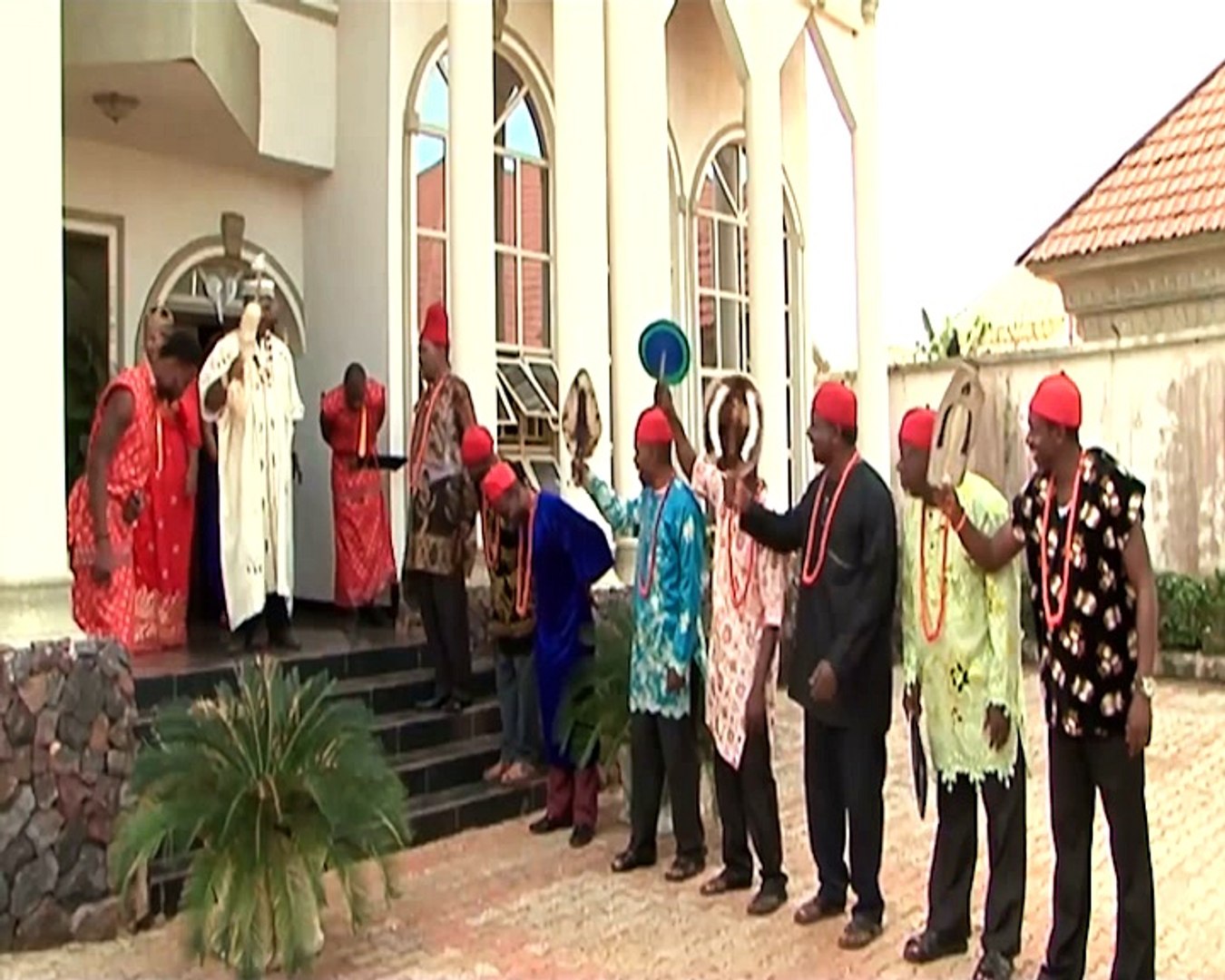 TRADITION AFRICAINE - PARTIE 01