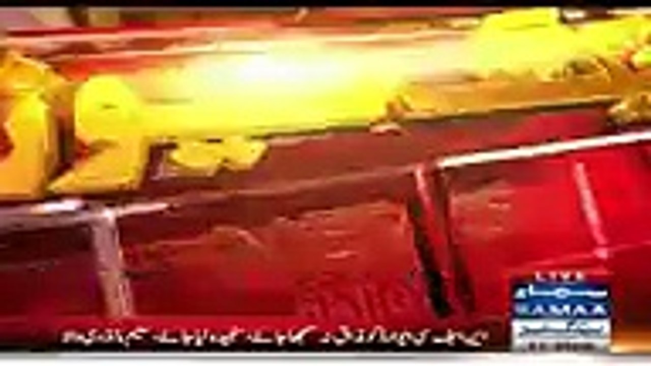 APP News Agency Reporter Bashing PMLN Leaders Outside SC