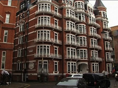 যুক্তরাষ্ট্রে ফিরে আসার প্রতিশ্রুতি জানিয়েছেন জুলিয়ান অ্যাসাঞ্জ