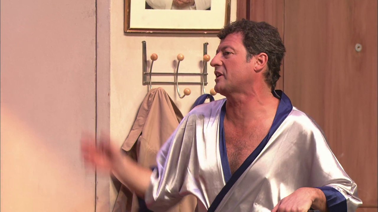 Les Chevaliers du Fiel  Vacances d’enfer ! [Full HD,1920x1080p]