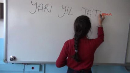 Şanlıurfa'da, 614 Bin Öğrenci Karne Sevinci Yaşadı