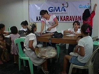 24 Oras: Mga binahang residente, binigyan ng libreng gamot at consultation sa Kalusugan Karavan