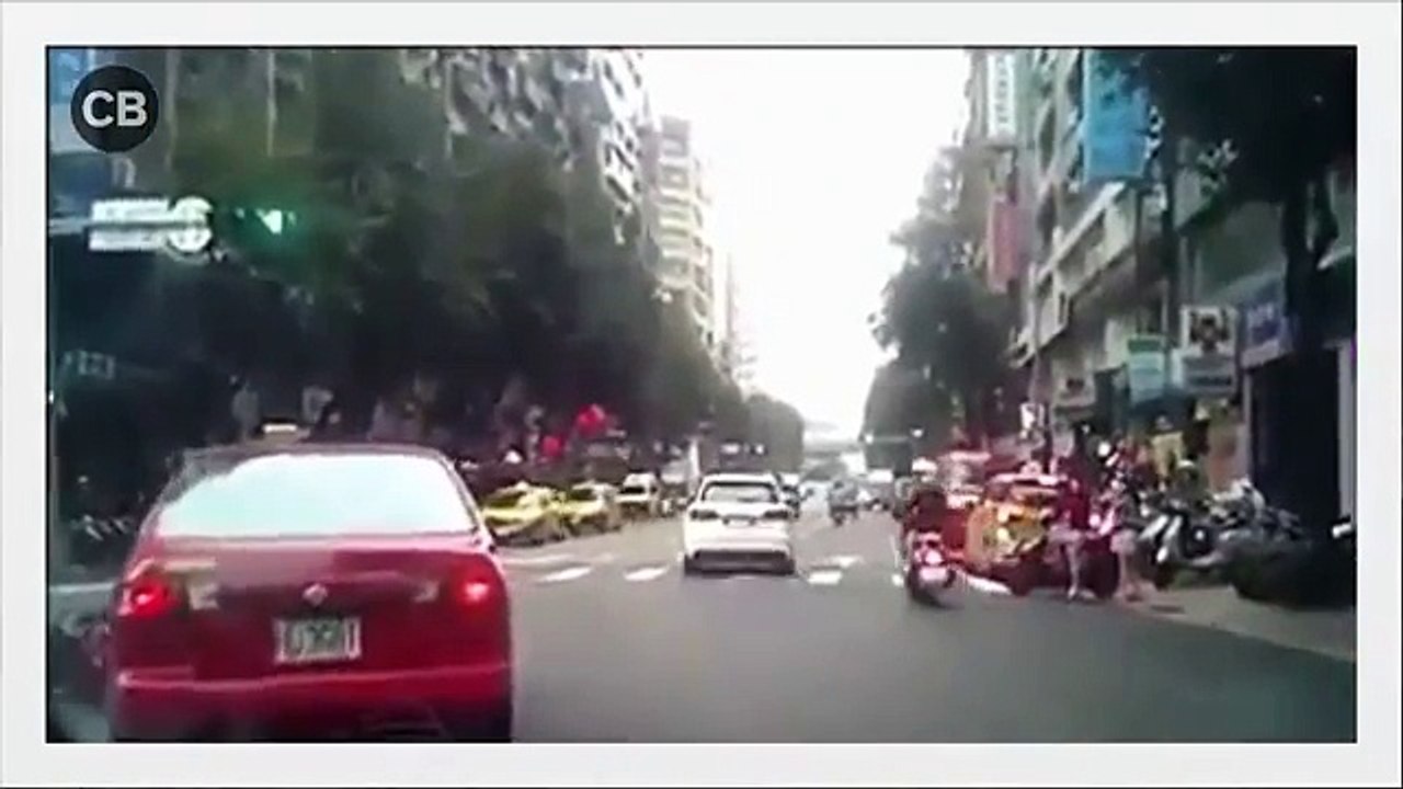 Car Crash Compilation Car Crashes FATAL!!! (9)