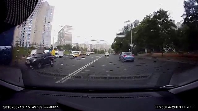 Why you should always wear a seat belt (2)