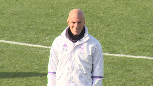 Zidane defiende a Cristiano Ronaldo