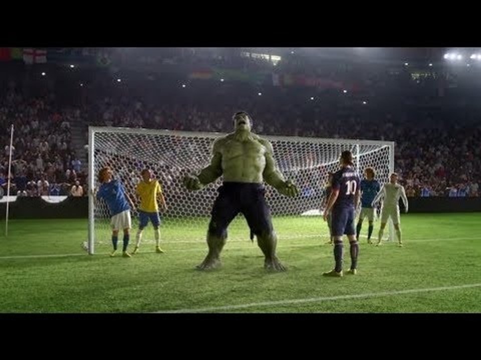 Ibrahimovic Messi Ronaldo Neymar - Compilation des meilleures pubs de foot