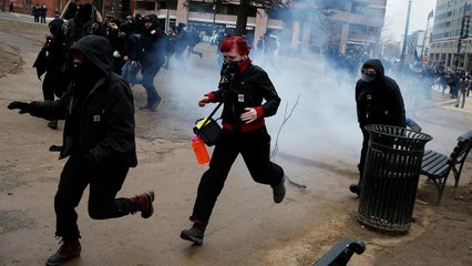 Washington, proteste anti-Trump: 90 arresti