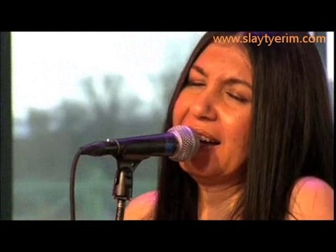 İşte Gidiyorum Çeşmi Siyahım