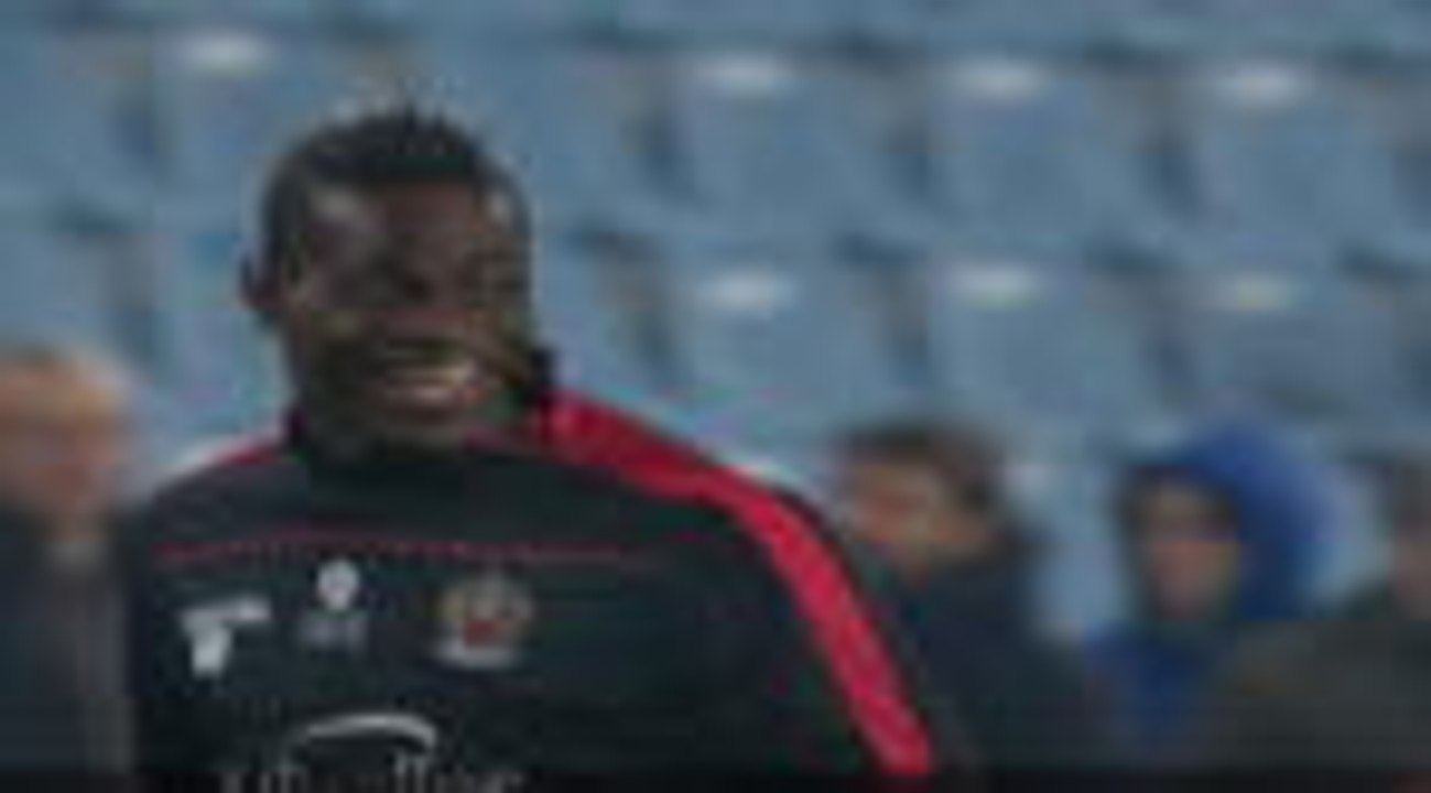 Balotelli turns goalshy on return