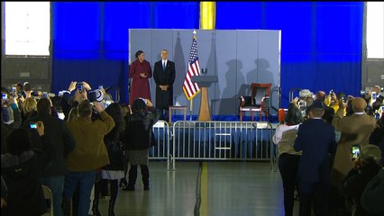 Obama deja Washington y promete estar con los estadounidenses