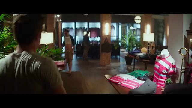 Zac Efron & Cameron Dallas - Neighbors 2 (Deleted Scene)