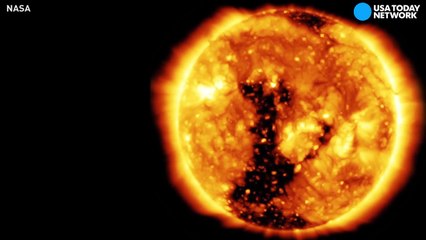 Watch massive coronal hole rotate across sun's surface-Rf7qQRW5x04