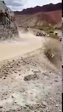 ACCIDENTE CARLOS SAINZ CRASH DAKAR 2017 ACCIDENTE CARLOS SAINZ CRASH PEUGEOT 3008 DKR SAINZ CRASH