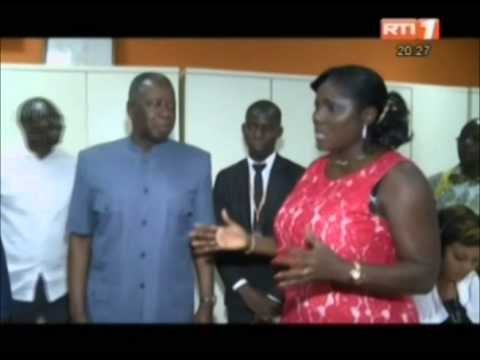 RTI-Visite du ministre du pétrole et de l'énergie sur les installations du réseau électrique