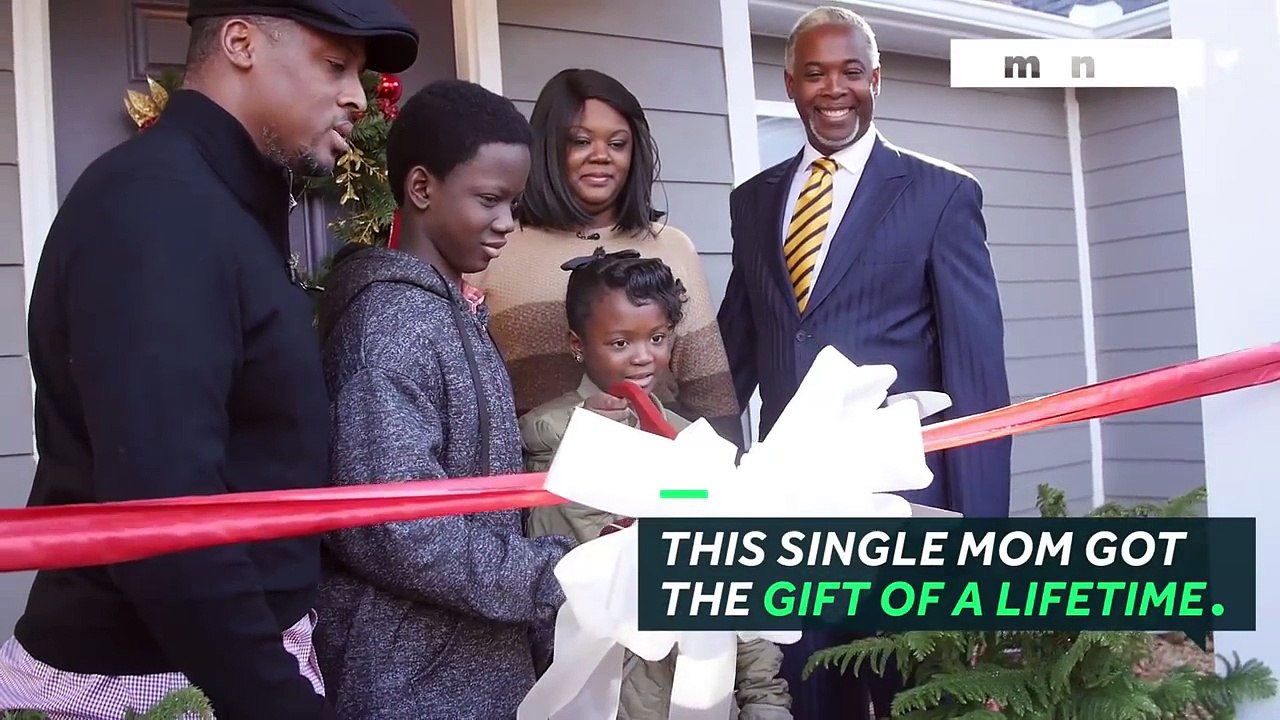 Family surprised with new, fully-furnished home-0v4RAu3rYp4