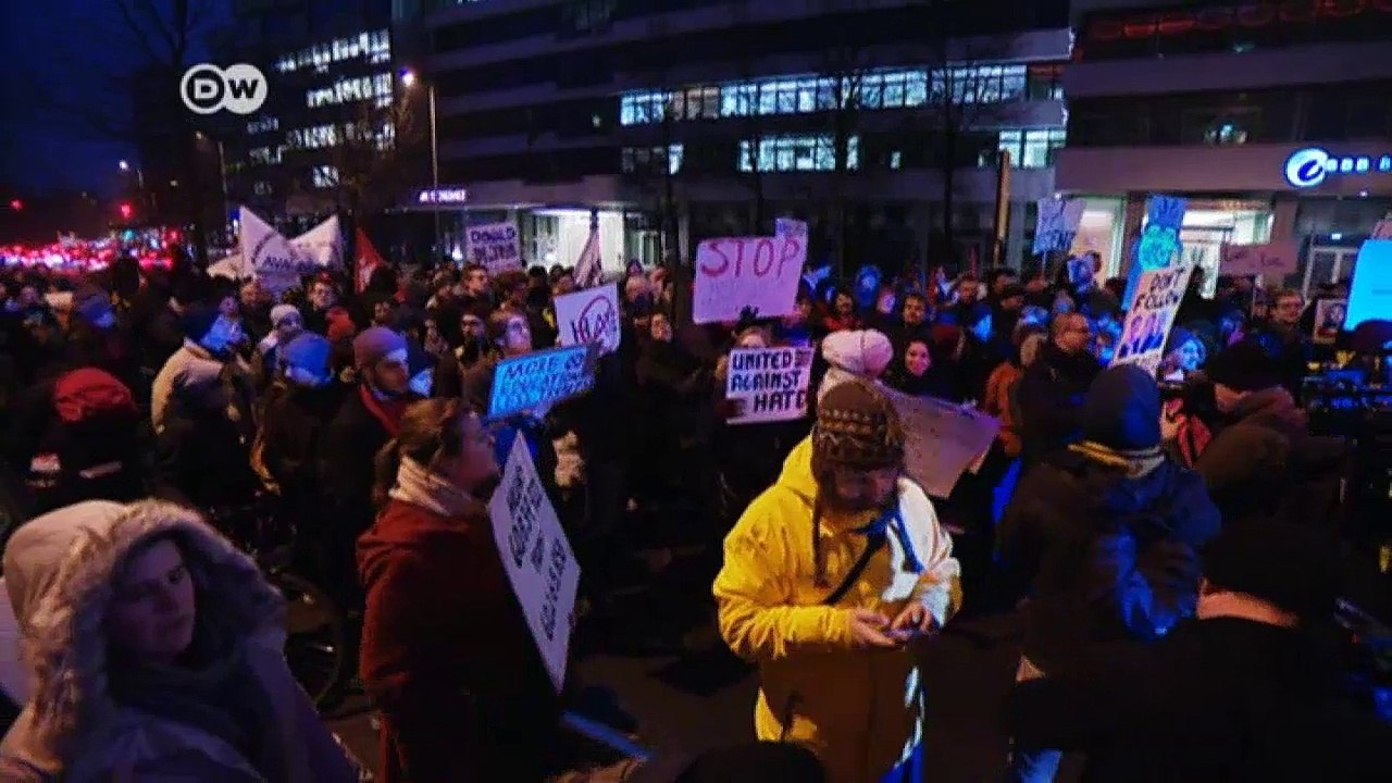 Berlin demonstrators protest against Trump | DW News