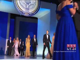 নতুন প্রেসিডেন্ট ট্রাম্প-ফার্স্টলেডি মেলানিয়ার বল ড্যান্স