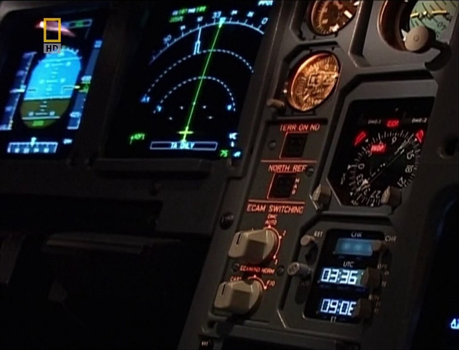 Расследования авиакатастроф 1 сезон 3 серия - "Полет с пустым баком" (2003)