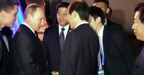 Путин и Обама в Китае! КАК ПО РАЗНОМУ ИХ ВСТРЕТИЛИ!