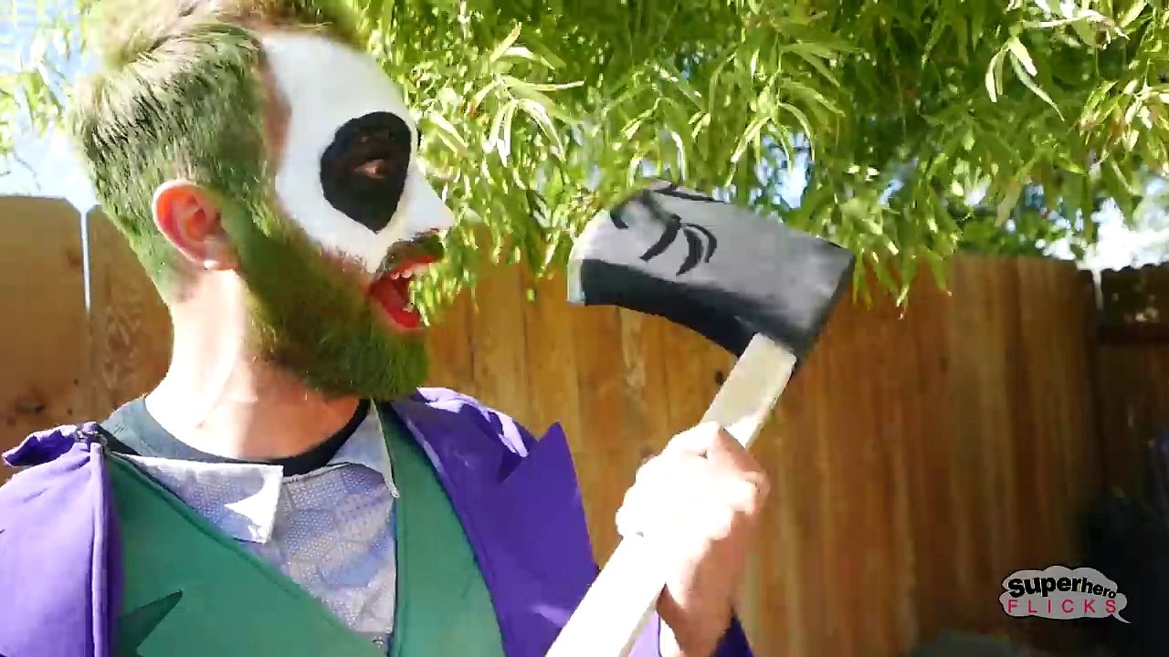 Bearded Joker and Little Joker Girl vs Groot ...