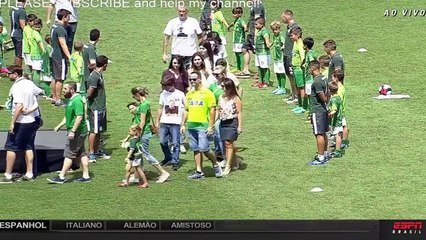 Chapecoense recebe o trofeu da Sul-Americana
