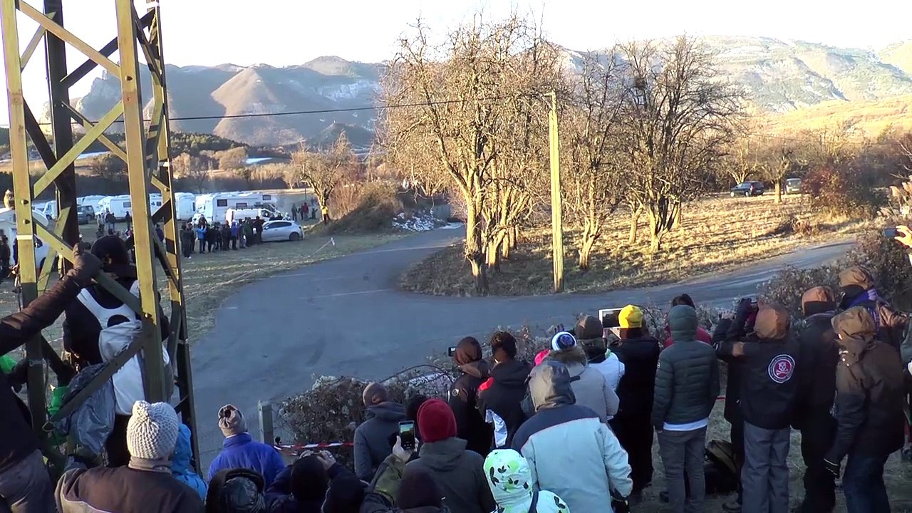 Rallye Monte Carlo : Les pilotes entretiennent le spectacle à Lardier et Valença (ES9)
