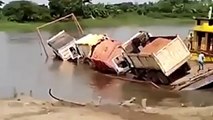 Car fails in water [ SINKING VEHICLES COMPILATION]